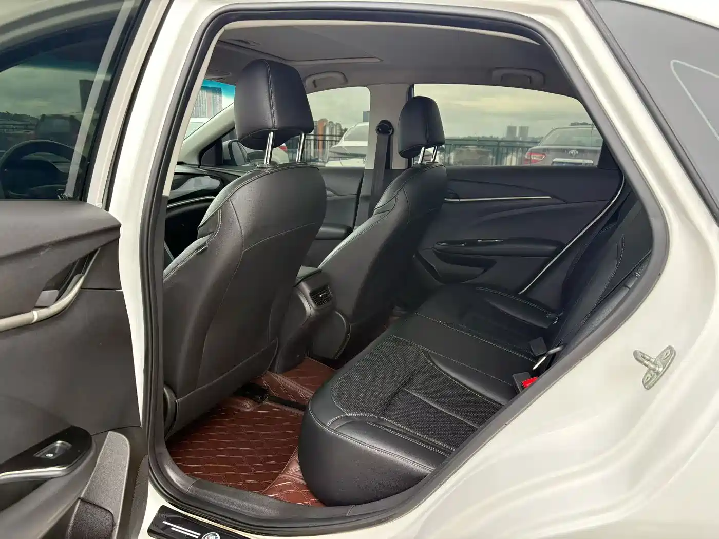 Фото 8 - Buick Excelle