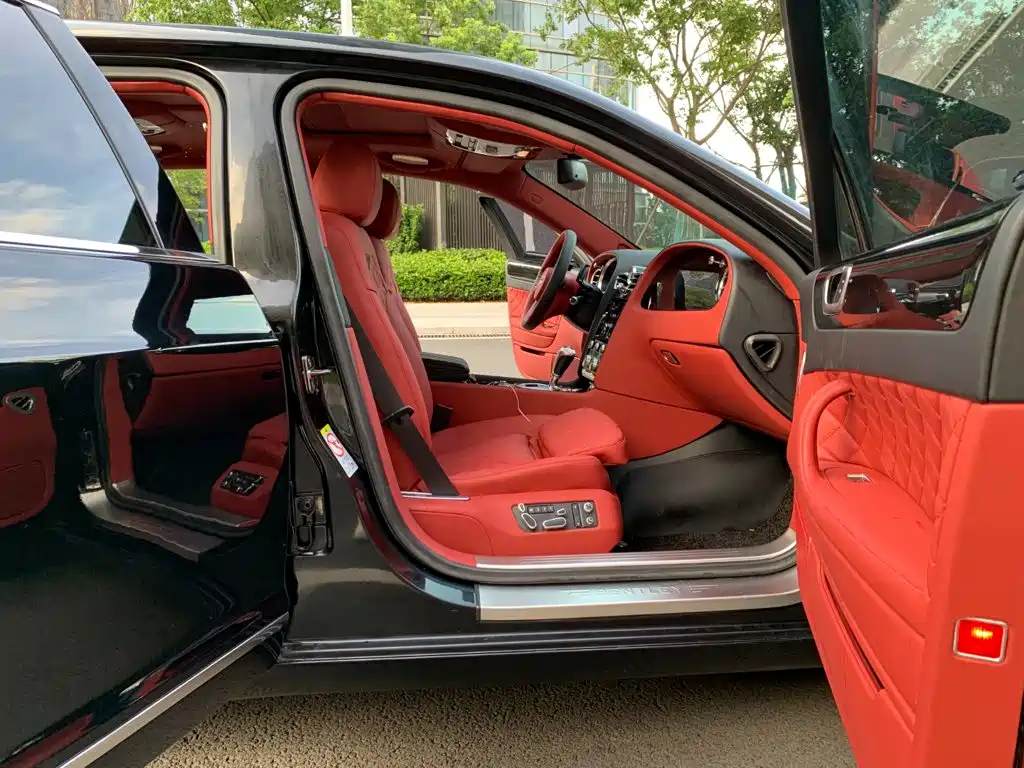 Bentley Flying Spur 2010 2010 6.0T 4-seater Version