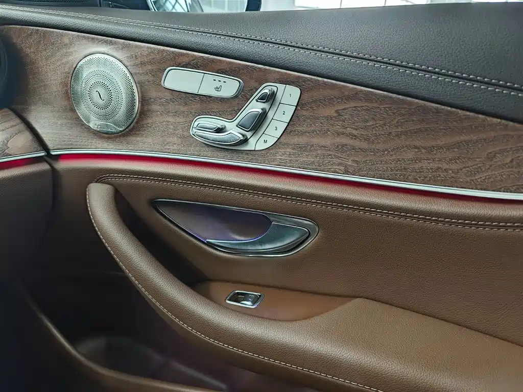 Mercedes-Benz E-Class 2021 Facelift E 300 L Luxury фото 21
