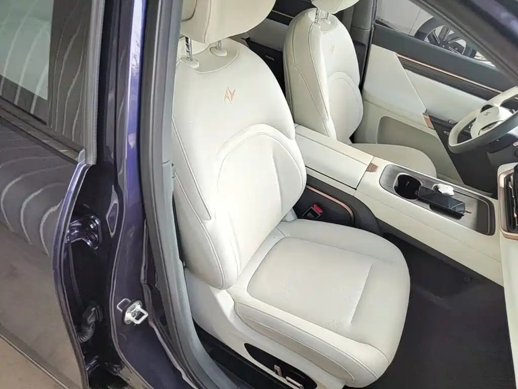 Dongfeng Yipai eπ008 2024 2024 636Max Pure Electric 6-Seater