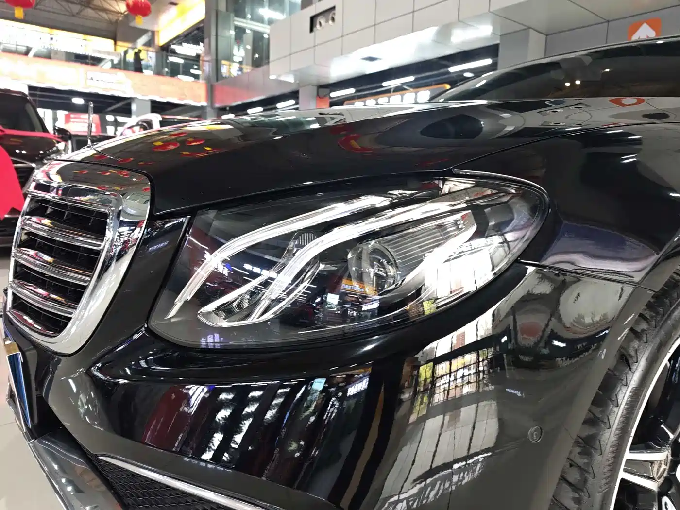 MERCEDES-BENZ E CLASS