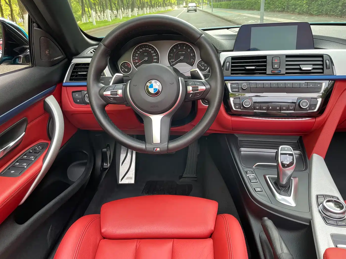 BMW 4 Series 2017 425i Convertible M Sport Package фото 17