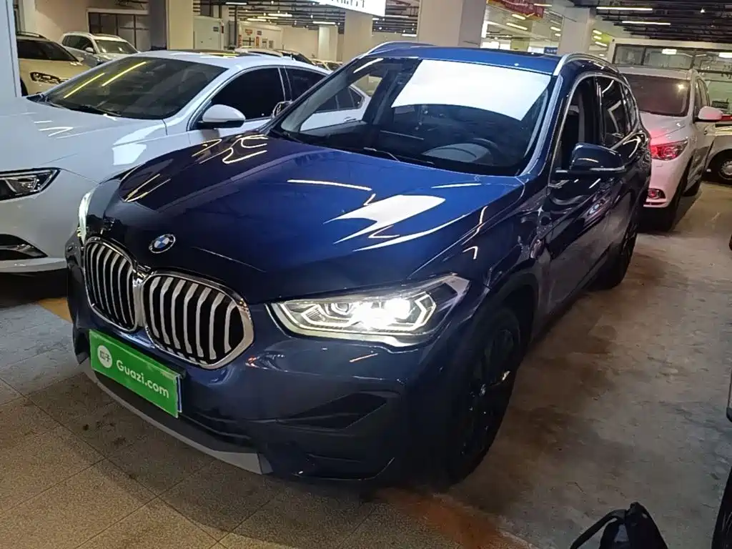 Photo 1 - BMW X1