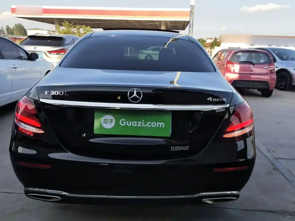 Photo 6 - Mercedes-Benz E-Class