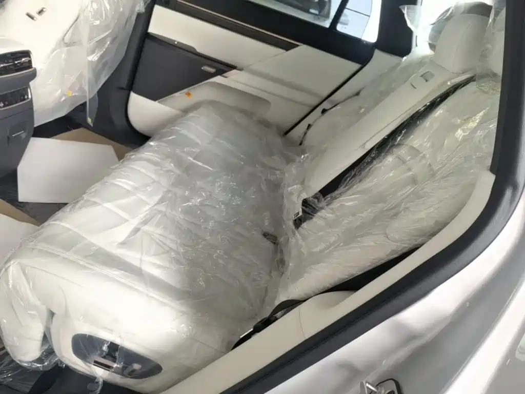 Dongfeng Yipai eπ008 2026 2025 210Ultra Range Extender 5-Seater