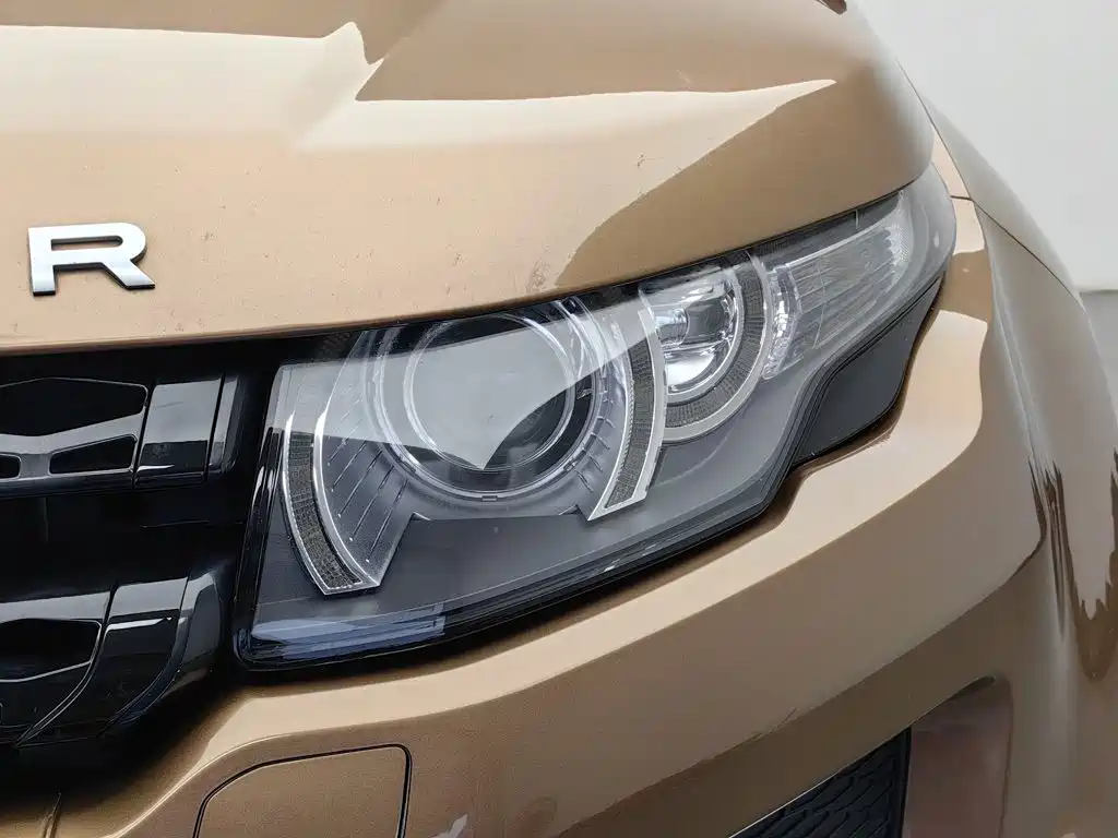 Land Rover Range Rover Evoque (Import) 2014 2014 2.0T 5-door Brilliance Sport