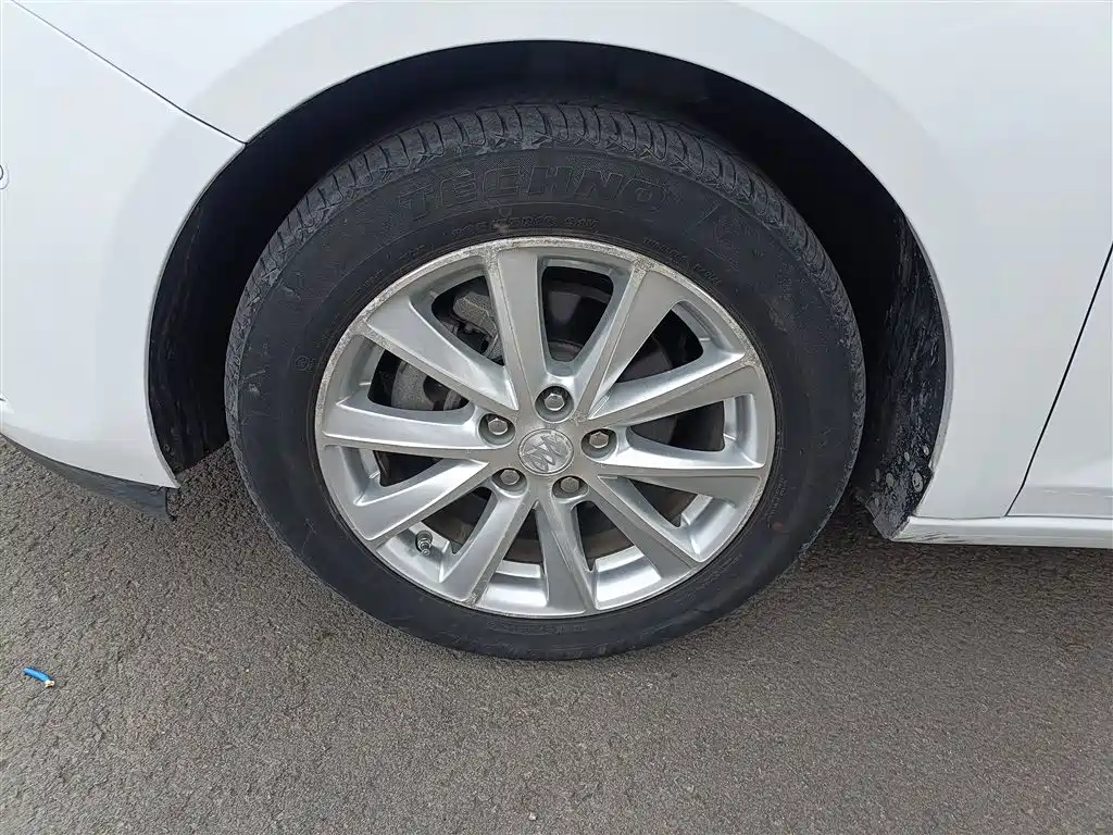 Buick Verano 2015 Sedan 20T Dual-clutch Elite фото 23