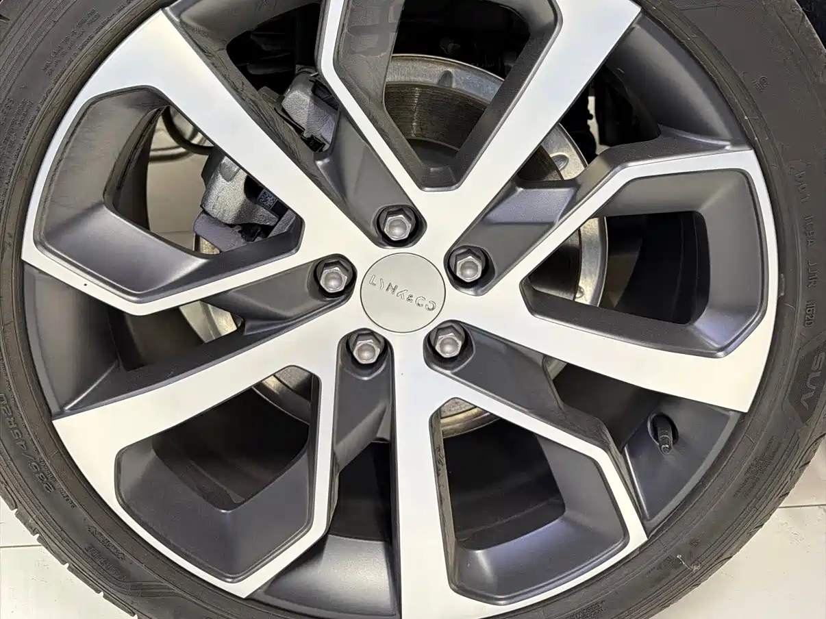 Lynk & Co 05 2020 2.0TD 4WD Halo Edition фото 15