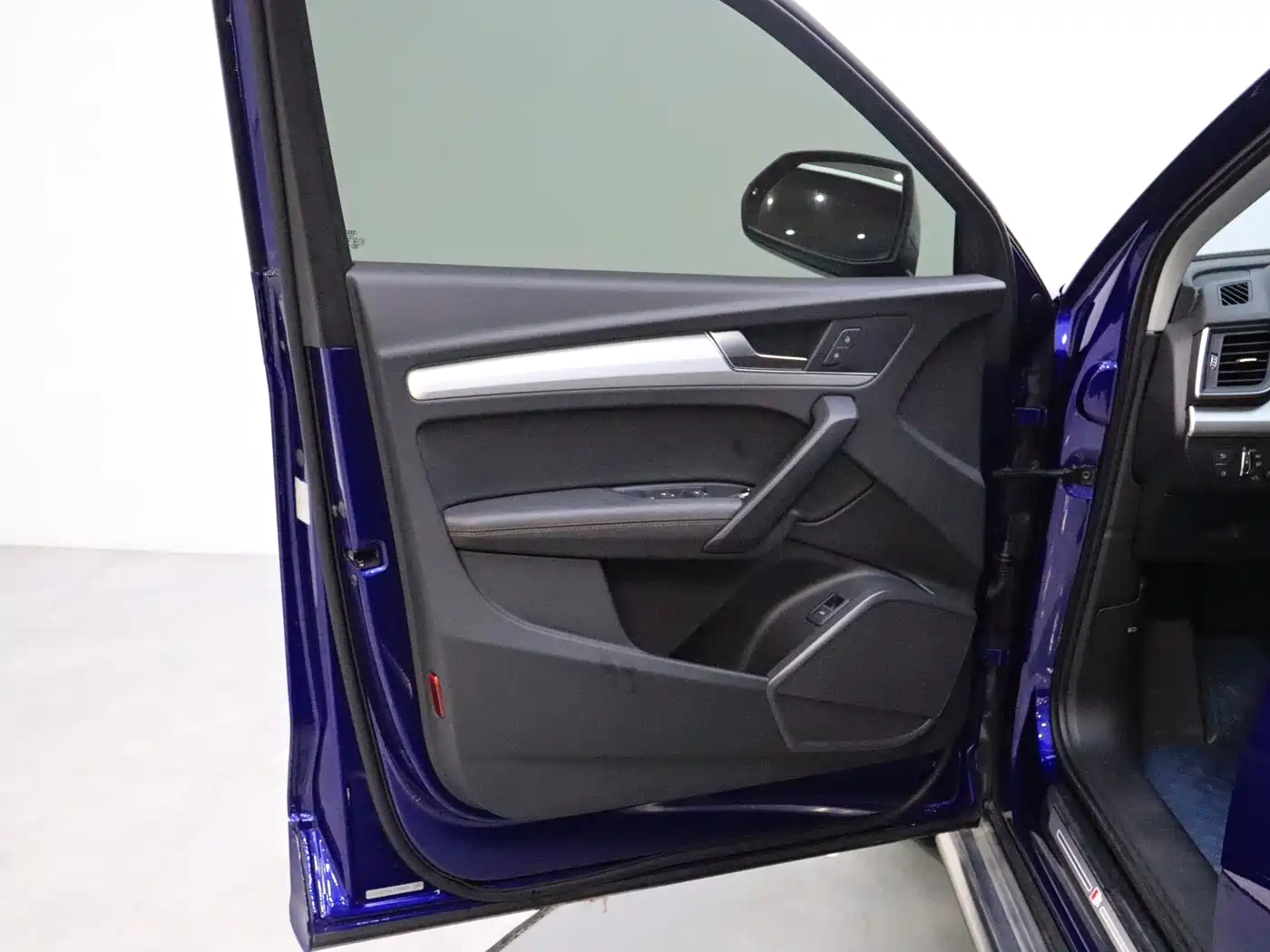 Audi Q5L 2020 40 TFSI Prestige Fashion фото 14