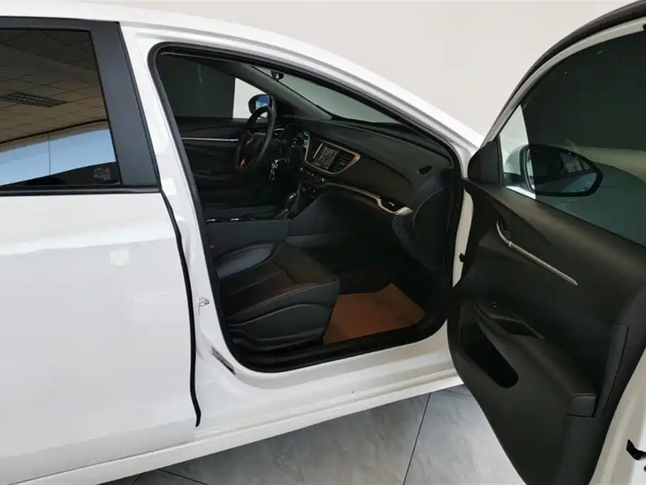 Buick Excelle 2021 Facelift Exemplar 1.5L Auto Elite фото 8