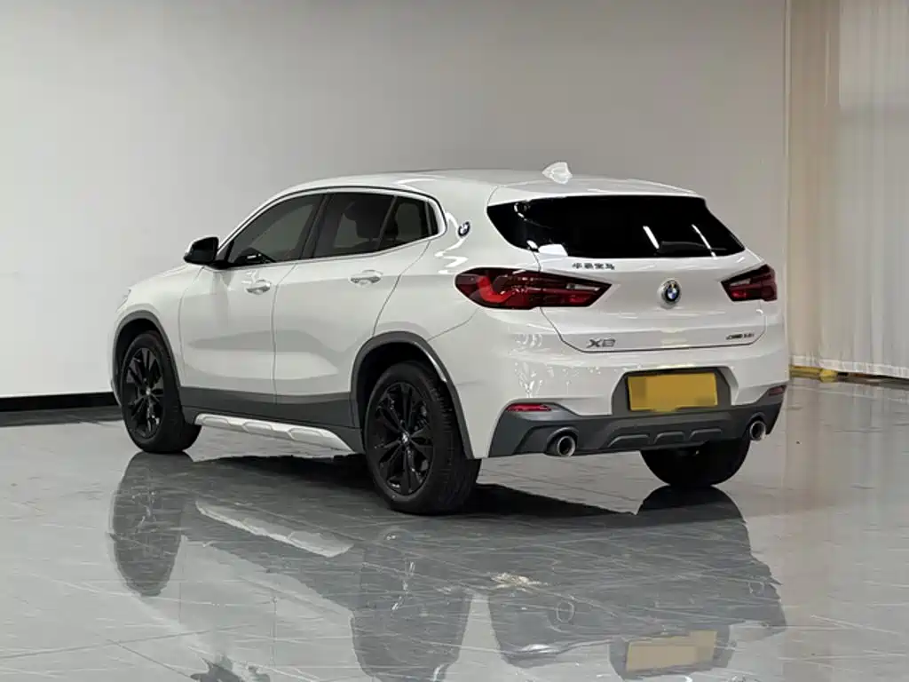 BMW X2 2024 2023 sDrive25i M Off-Road Package
