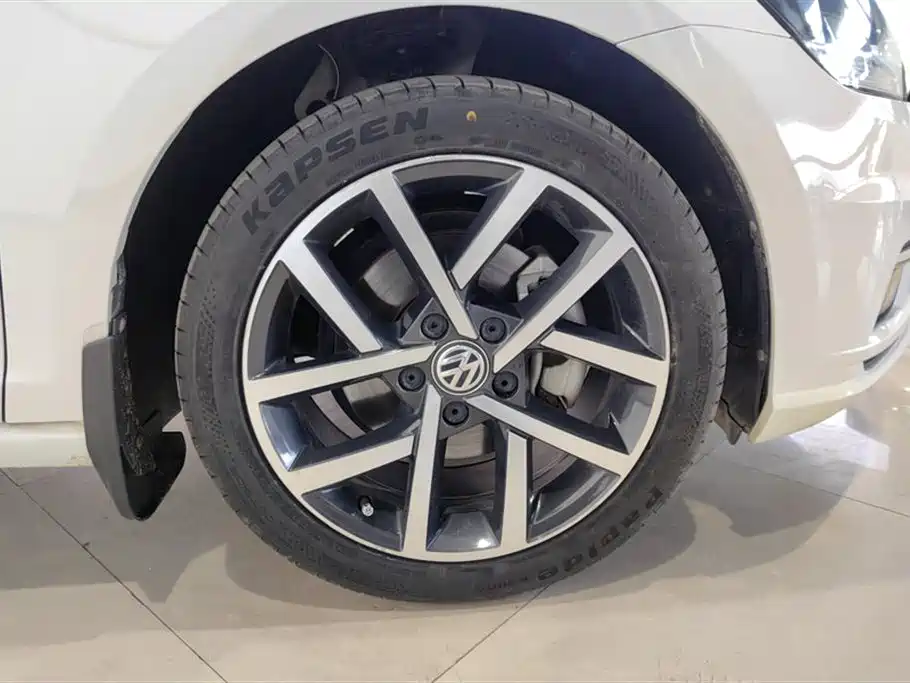 Volkswagen Golf 2020 280TSI DSG Comfort фото 6