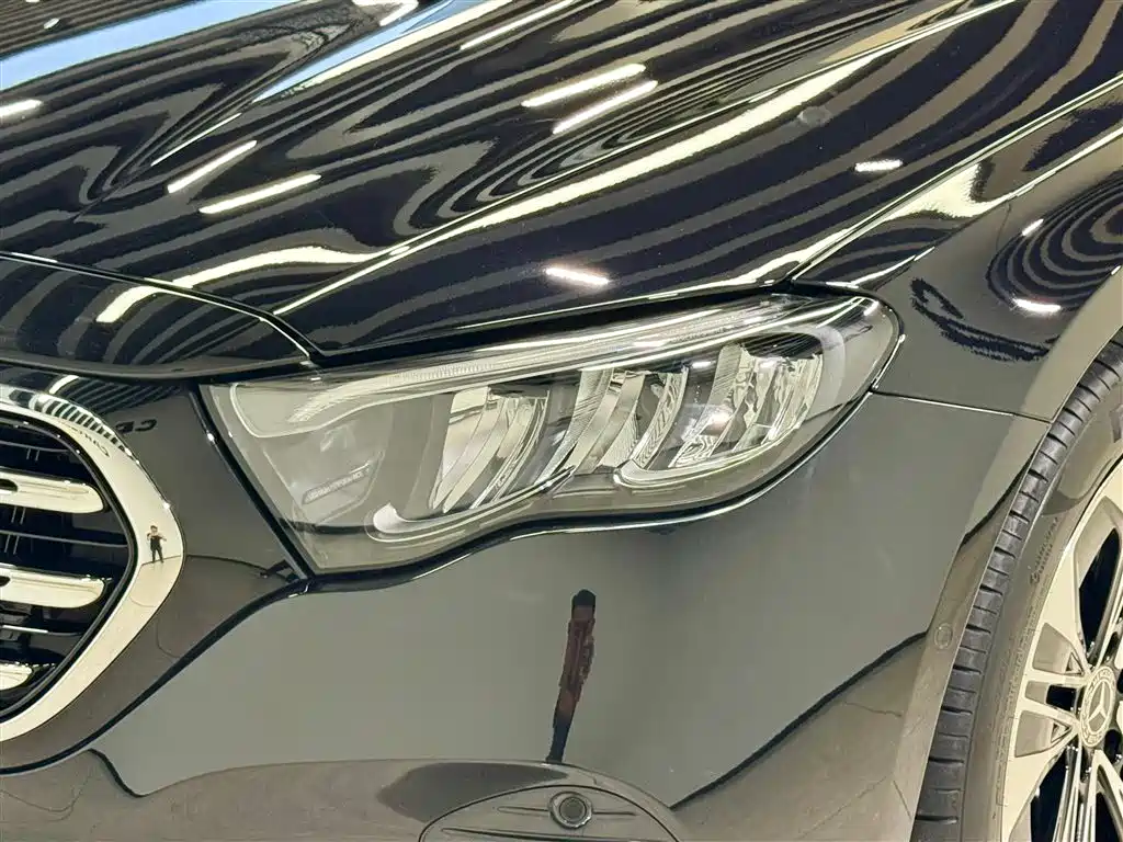 Mercedes-Benz E-Class New Energy 2024 E 350 e L Plug-in Hybrid Sedan фото 8