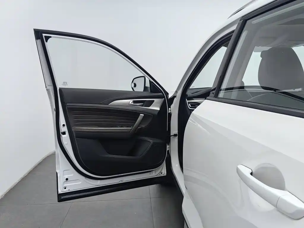 Фото 8 - Changan CS35 PLUS