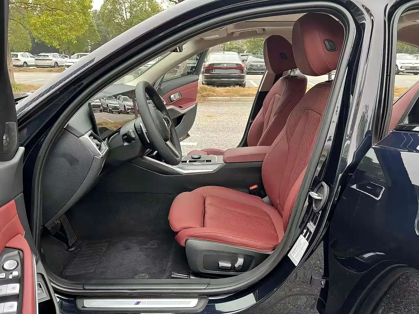 BMW 3 Series 2025 325Li M Sport Package фото 4
