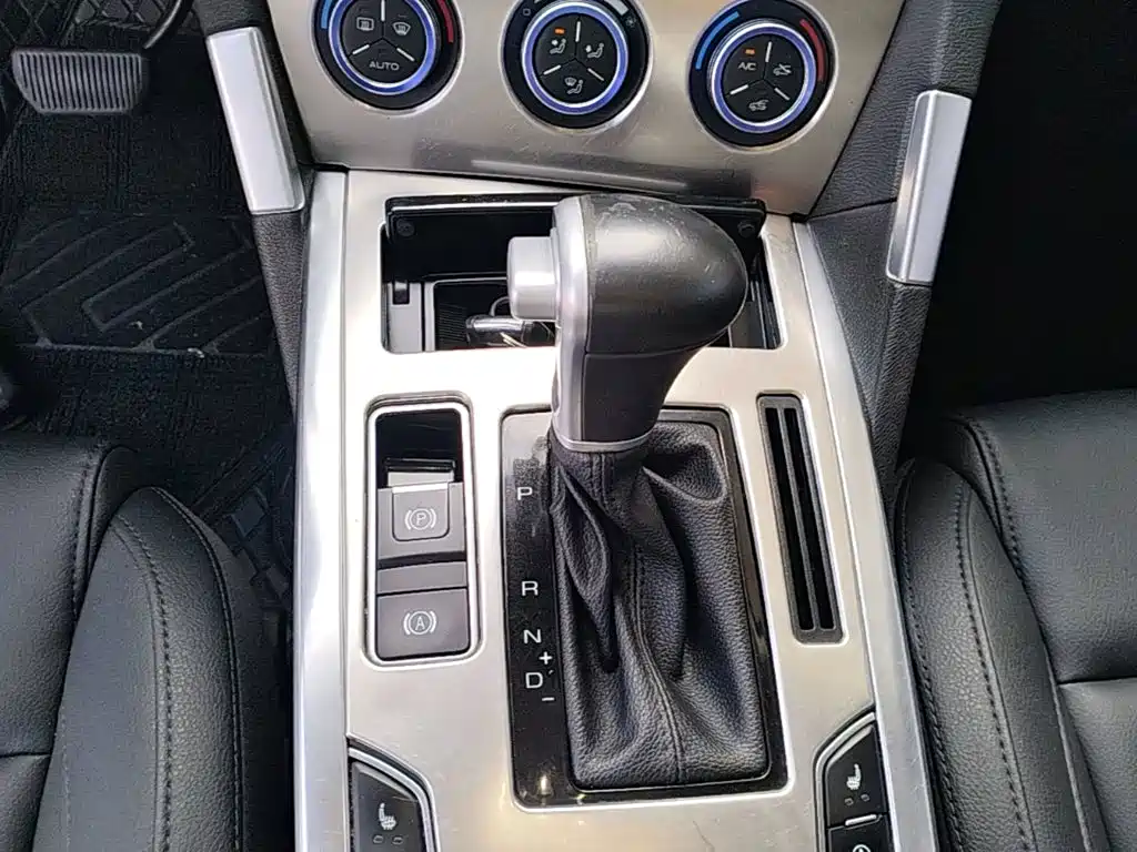 Haval H7 2017 2016 Blue Label H7 2.0T Automatic Luxury