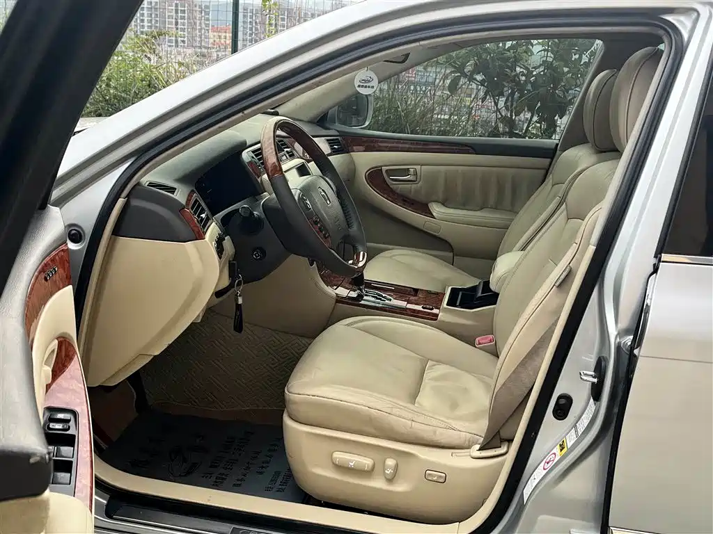 Toyota Crown 2007 3.0L Royal Saloon Fashion Navigation фото 7