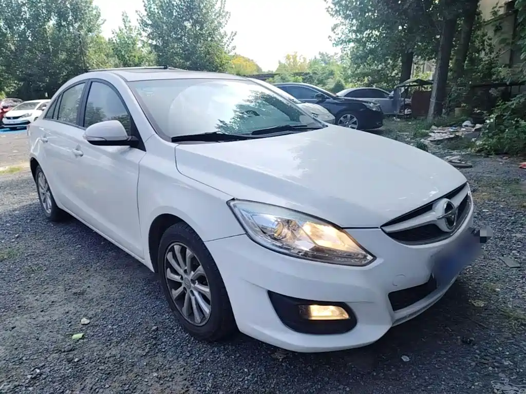 Haima M6 2015 2015 1.5T CVT Sport Intelligent