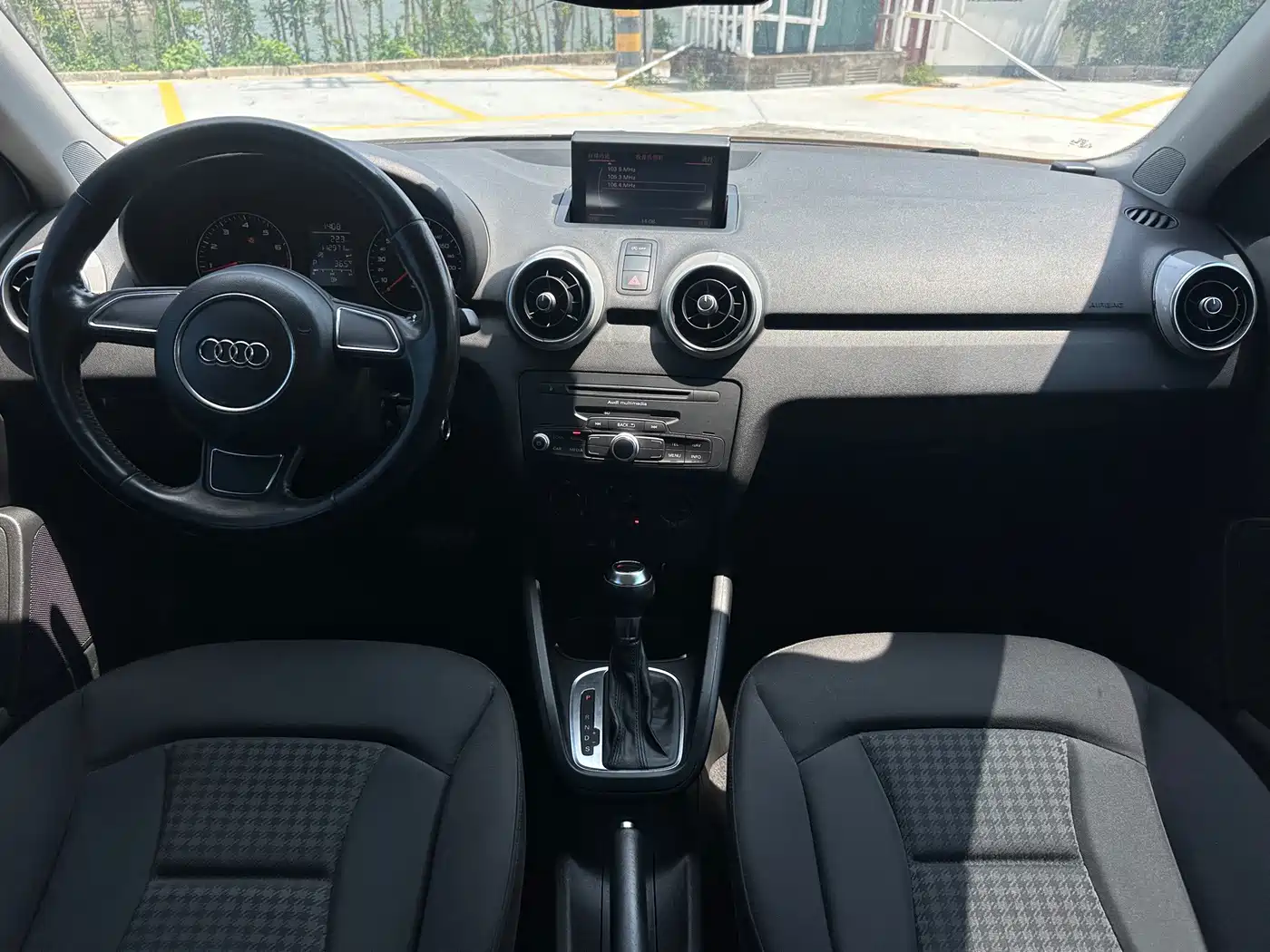 Audi A1 2012 2013 30 TFSI Sportback Ego plus