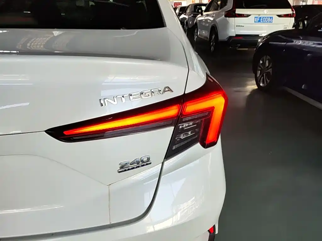 Honda Integra 2023 2023 240TURBO CVT Smart Enjoyment Edition