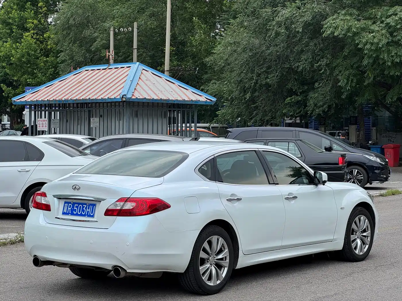 Infiniti Q70 2015 2015 Q70L 2.5L Enjoyment Edition