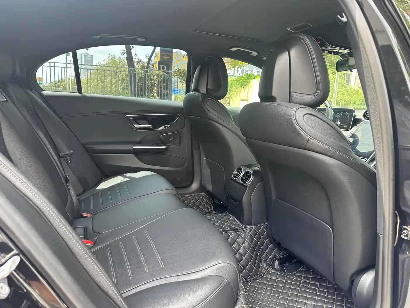 Mercedes-Benz C-Class 2022 C 200 L Sport Version фото 9