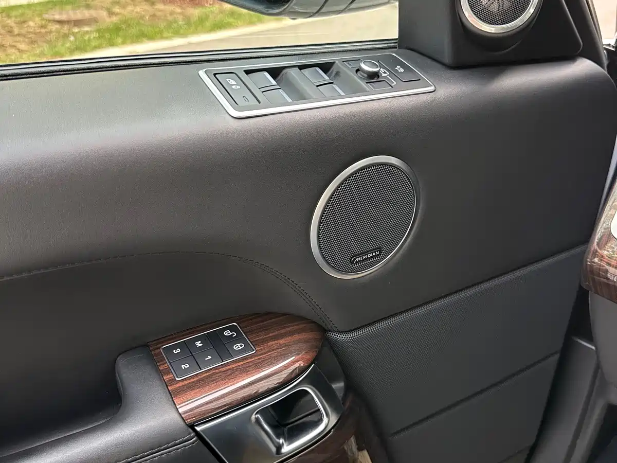 Land Rover Range Rover 2016 5.0 SC V8 AB Ultimate Autobiography LWB фото 19