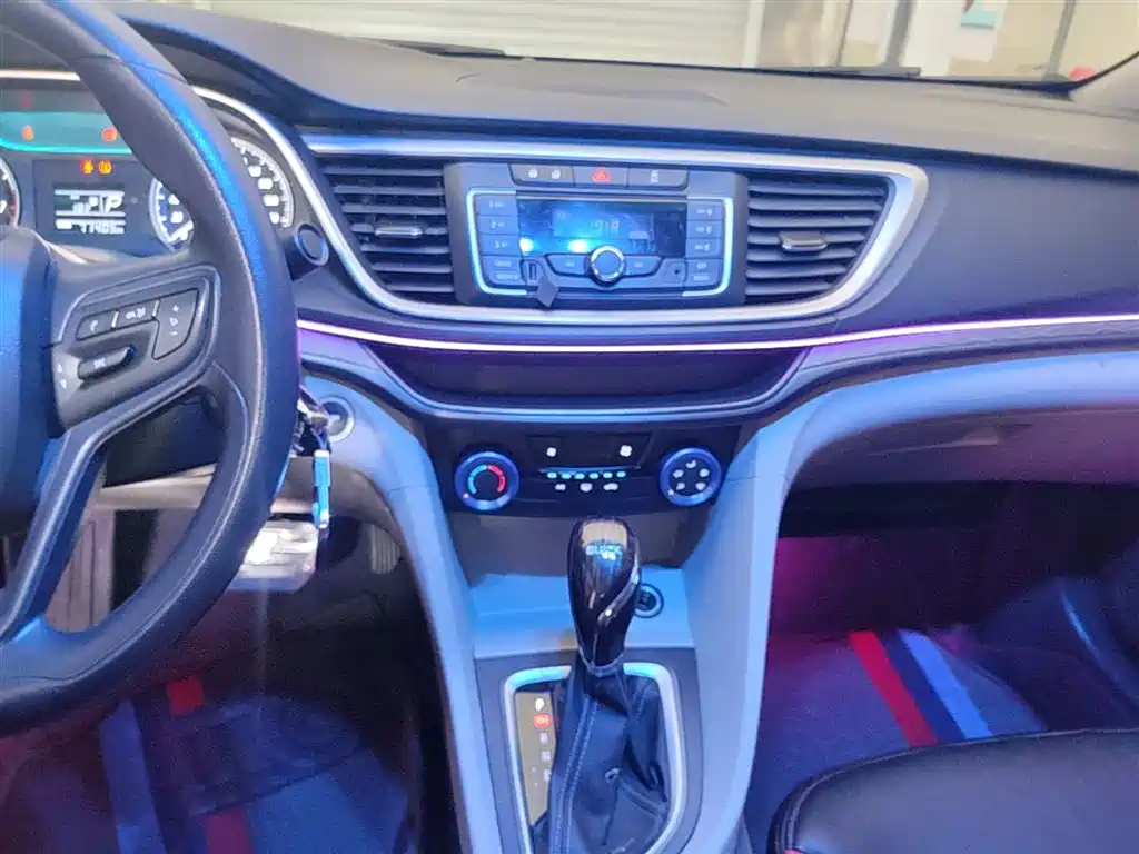 Buick Excelle 2018 15T DCT Progressive (China V) фото 13