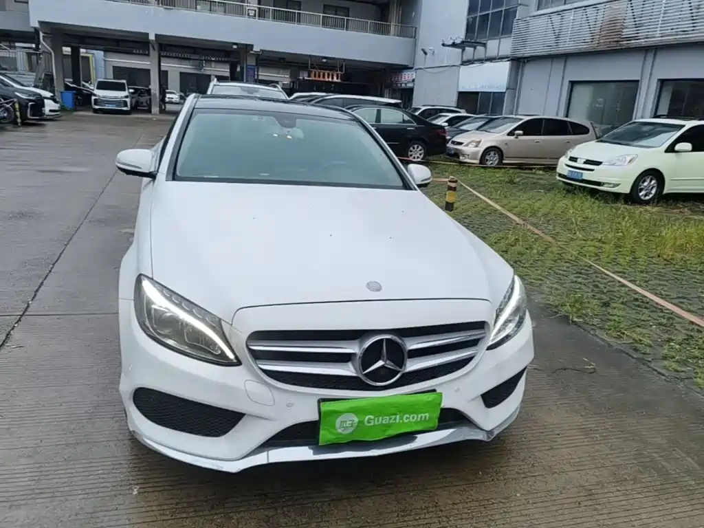 Фото 3 - Mercedes-Benz C-Class