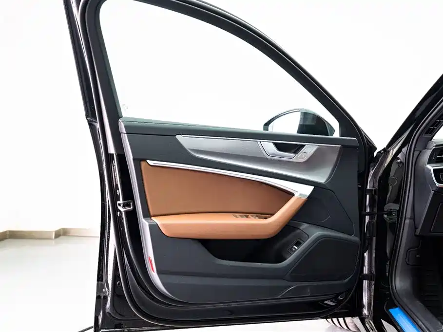 Audi A6L 2026 Model Year 40 TFSI Luxury Dynamic фото 9