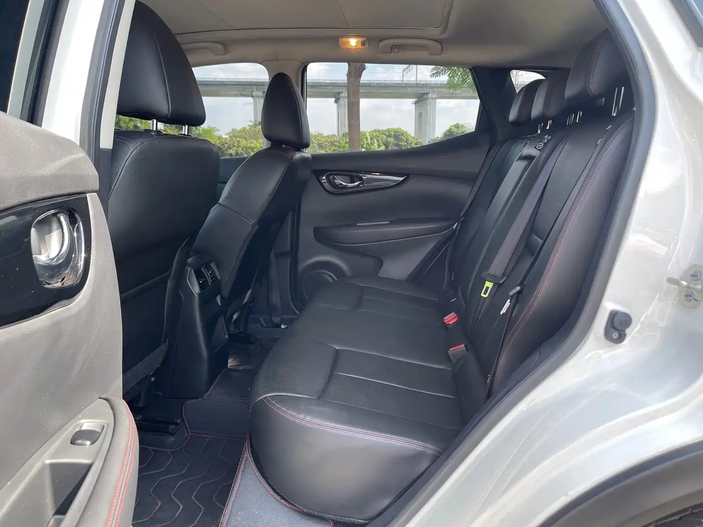 Фото 27 - Nissan Qashqai