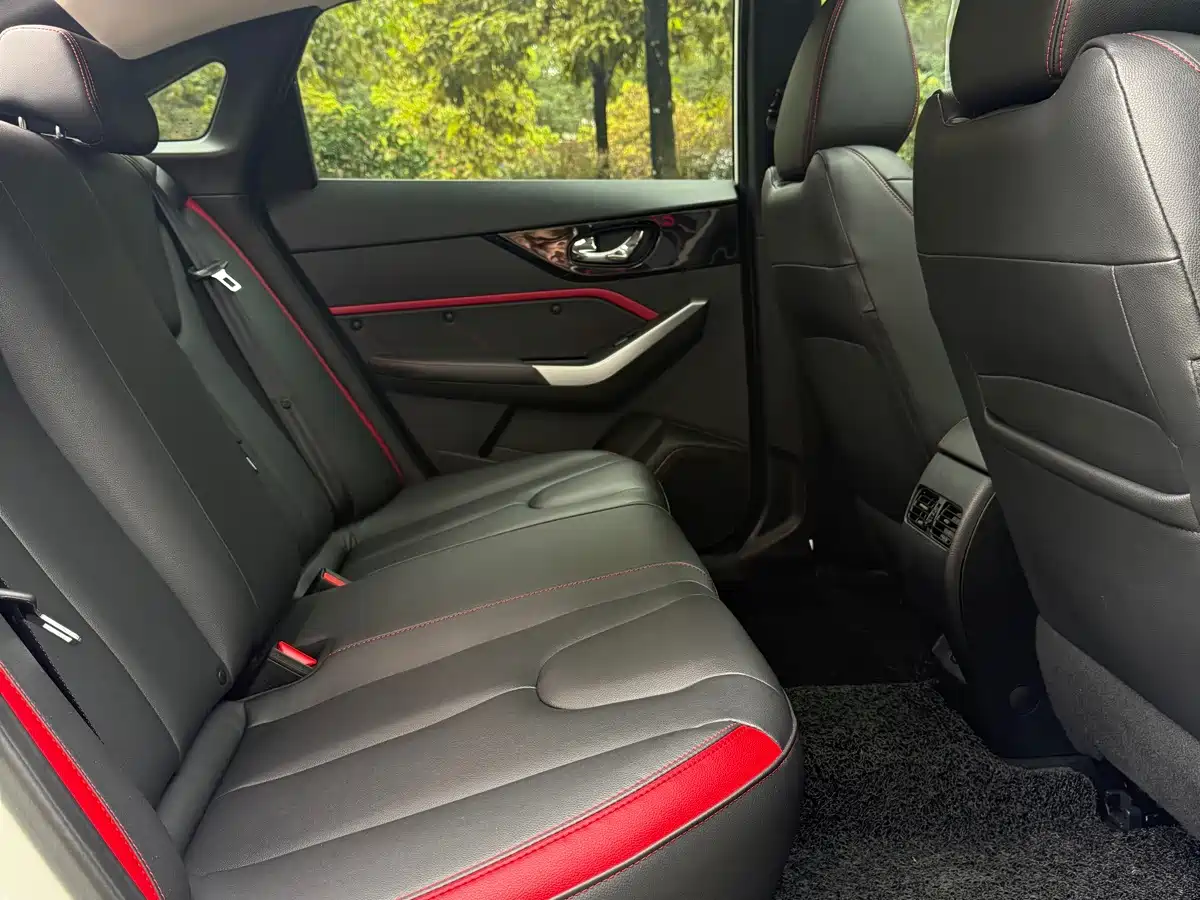 Venucia D60 2020 2020 1.6L XL CVT Delight Edition