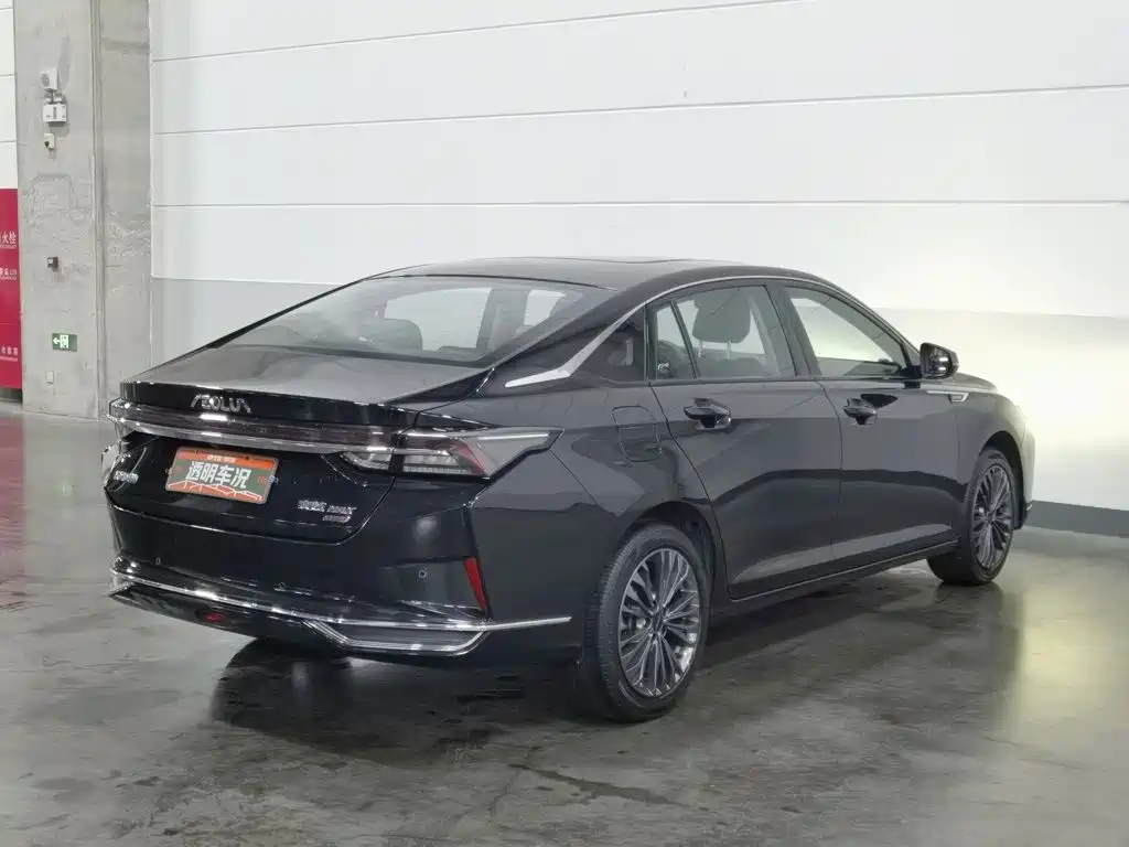 Dongfeng Aeolus Yixuan MAX 2023 2023 1.5T Ultra Stylish Dad Edition