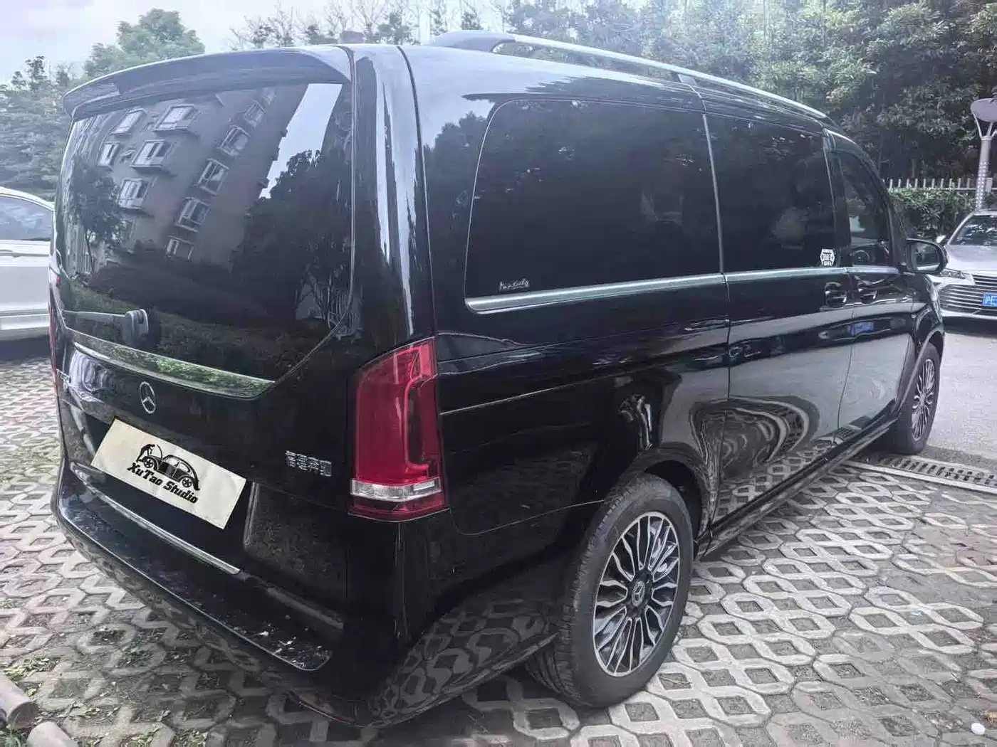 Mercedes-Benz V-Class 2018 2018 V 260 Premium Edition China V
