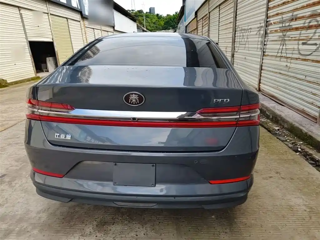 BYD Qin Pro 2018 1.5TI Automatic Smart Connected Dynamic Edition фото 6