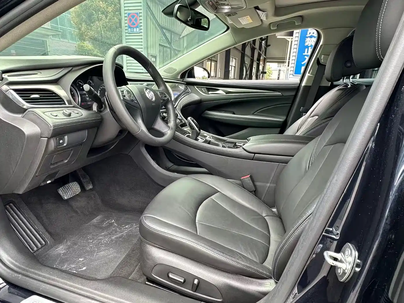 Buick LaCrosse 2019 28T Luxury Edition фото 5