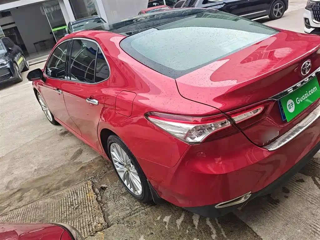 Toyota Camry 2018 2.5G Luxury Edition фото 5