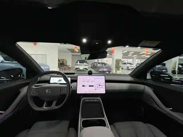 NIO ET5T 2025 75kWh Touring — фото 4