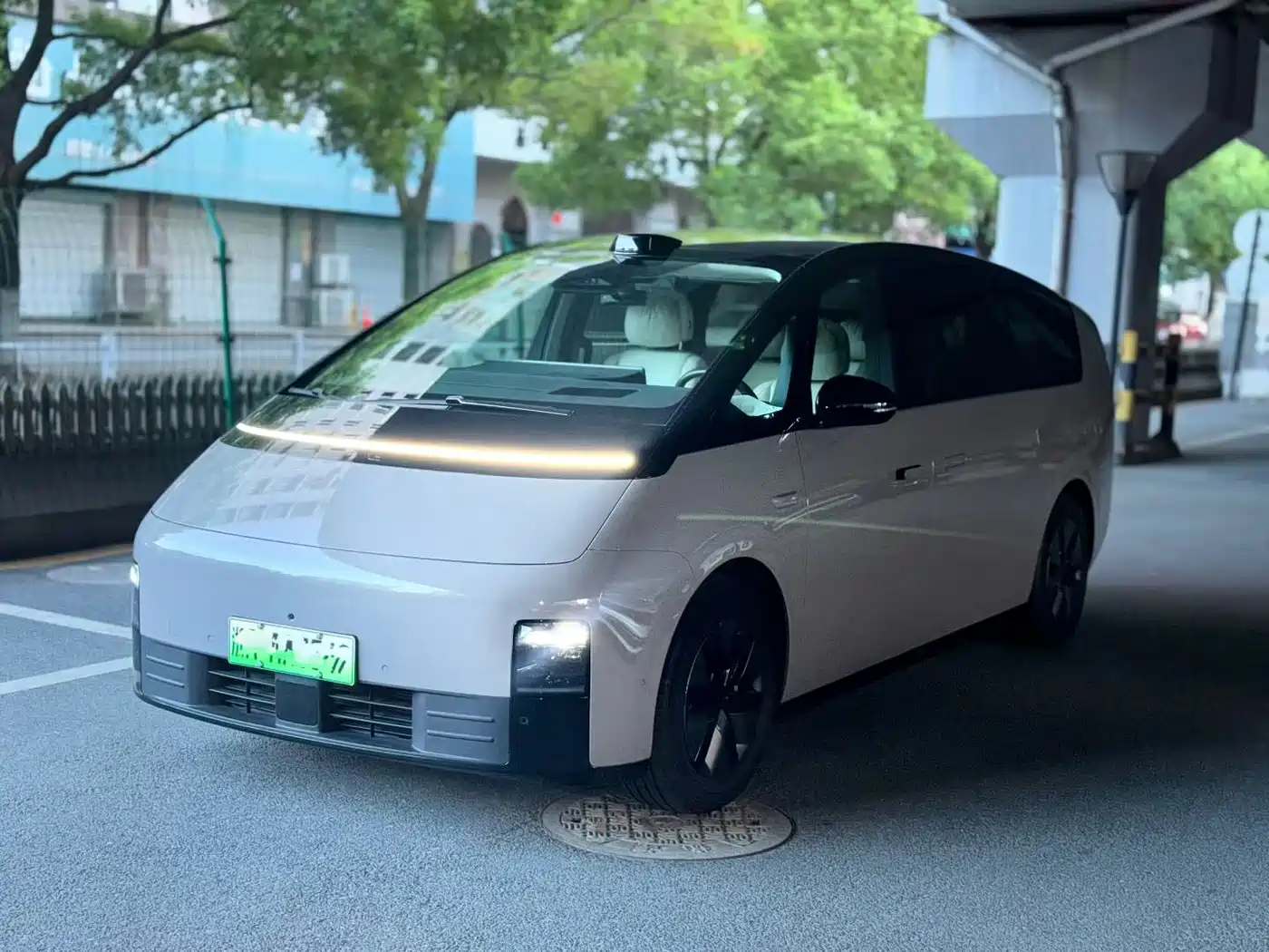 Li Auto MEGA 2025 2024 Ultra