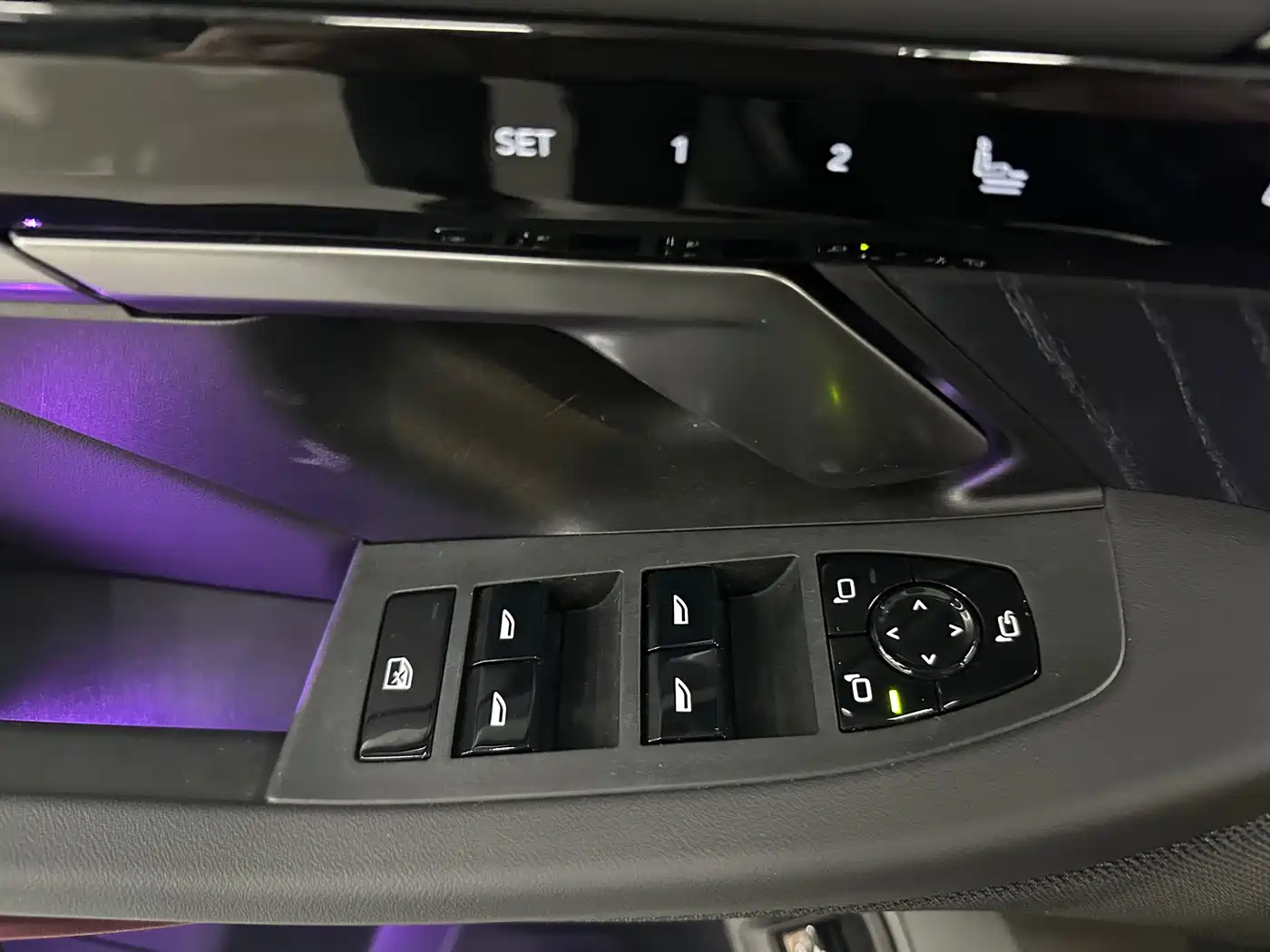 BMW 5 Series 2025 525Li Luxury Package фото 11
