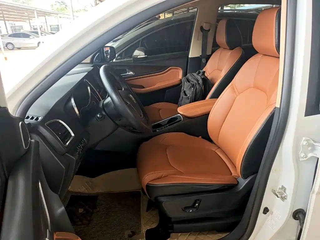 Baojun 560 2017 2017 Rhythm Edition 1.8L iAMT Premium Type
