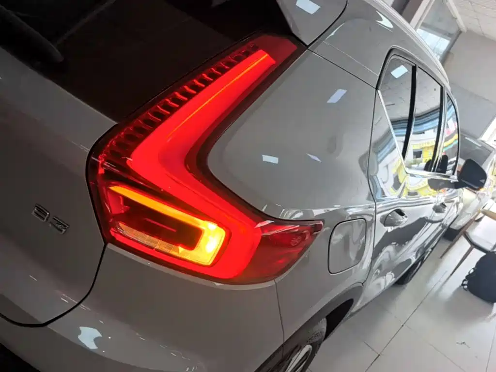 Volvo XC40 2024 2024 B3 Smart Elite Luxury Edition