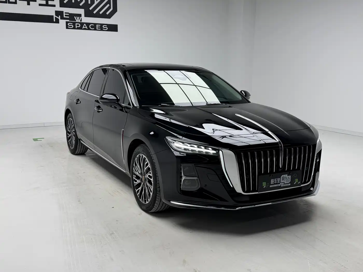 Hongqi H5 2024 2.0T Automatic Smart Connect Flag Smooth Edition фото 3