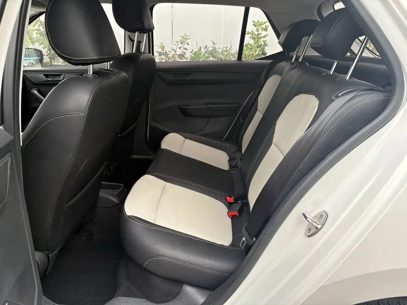 Škoda Fabia 2017 2017 1.4L Auto Car Enjoy Edition