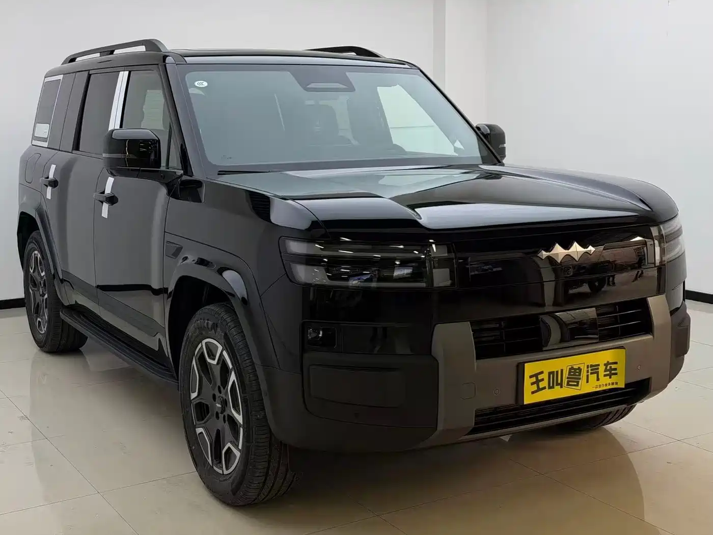Fang Cheng Bao Titanium 7 2026 2025 200KM Front-Wheel Drive Max Edition