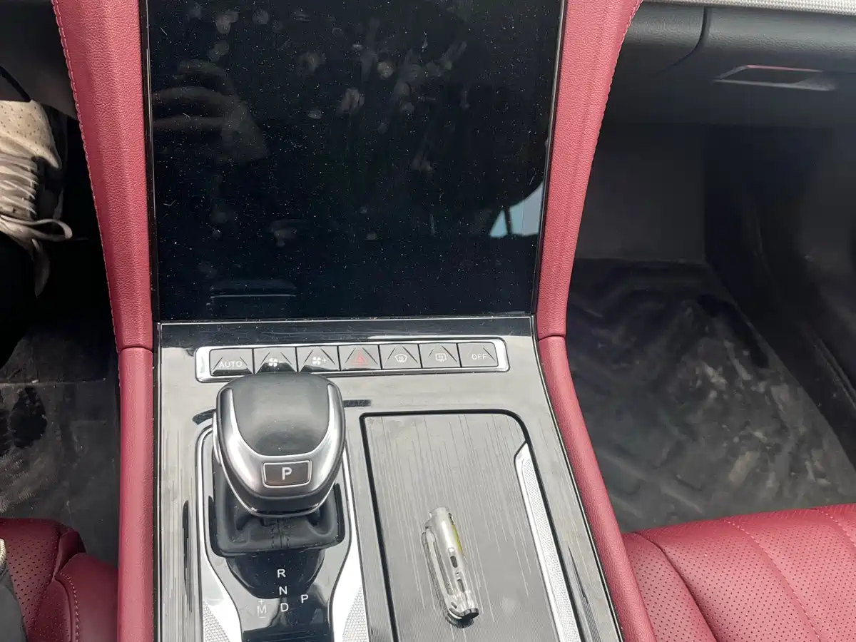 Hongqi H5 2023 1.5T DCT Smart Connect Flag Rhythm фото 4