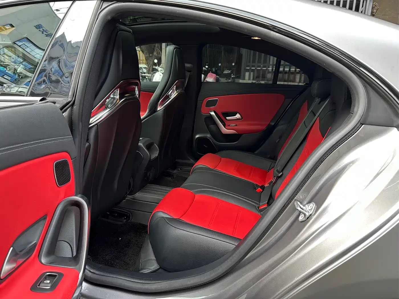 Mercedes-Benz CLA AMG 2023 AMG CLA 45 4MATIC+ фото 11