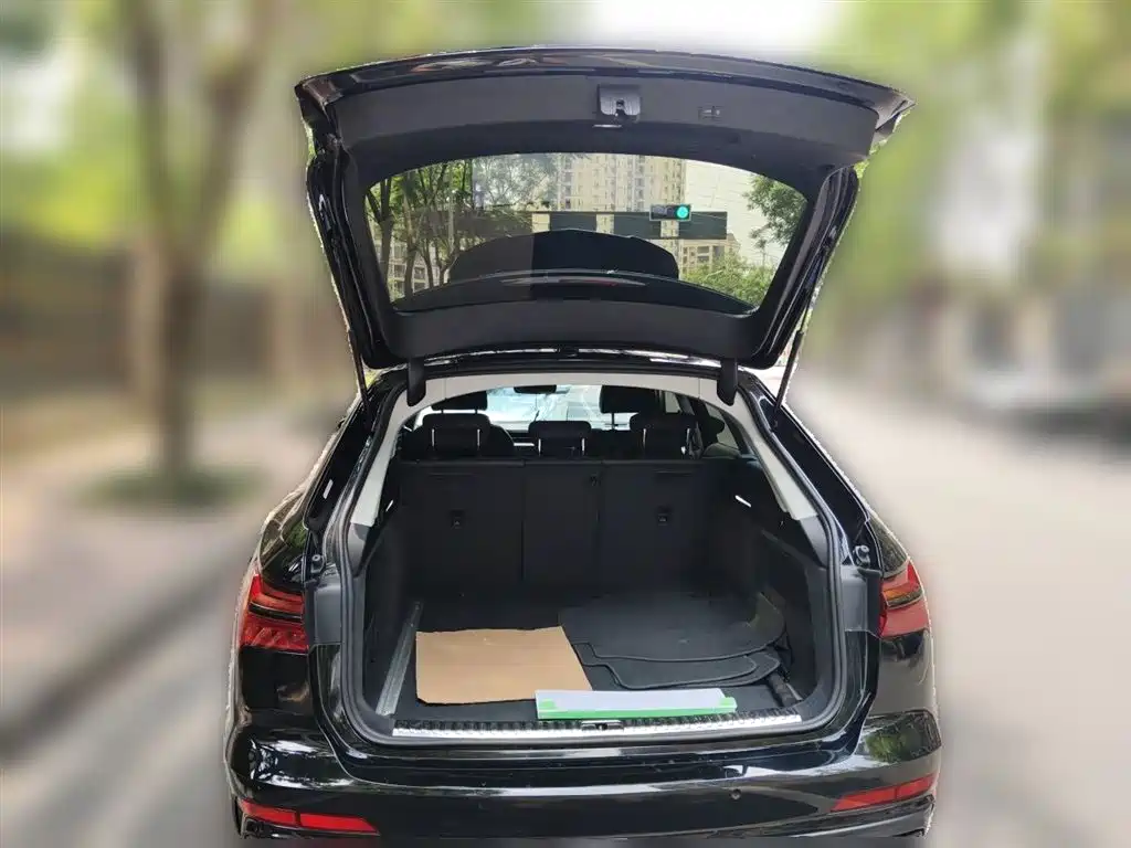 AUDI A6 (IMPORT)