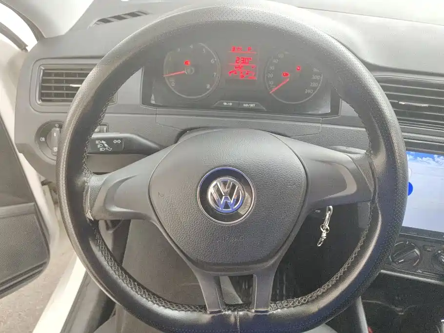 Фото 15 - Volkswagen Santana
