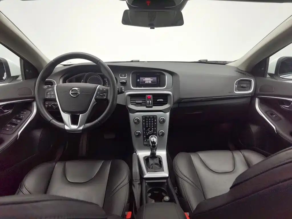 Photo 5 - Volvo V40
